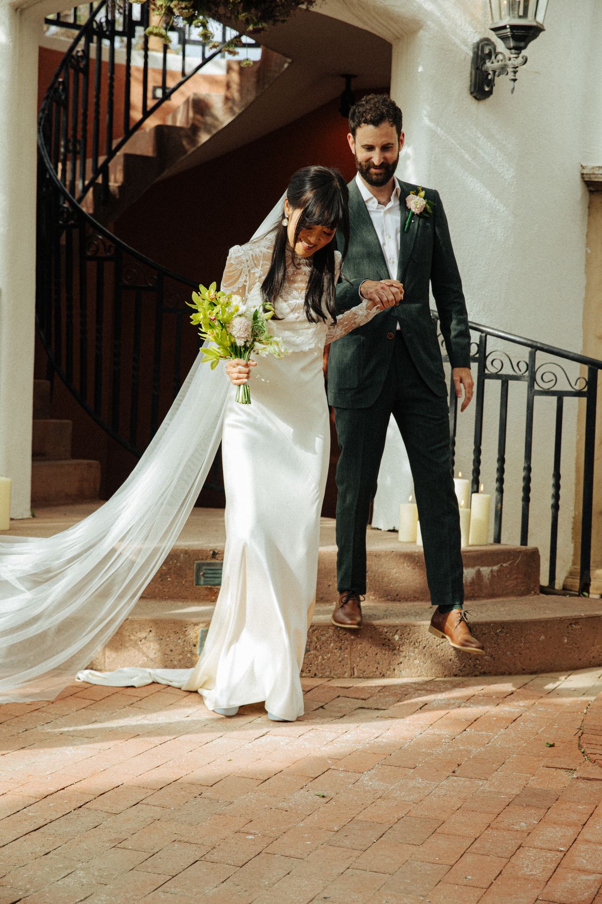 Newlyweds outside Spanish Courtyard